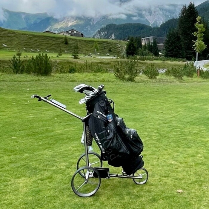 Golfen in Österreich - 9 Loch Golfplatz in Lech-Zug am Arlberg