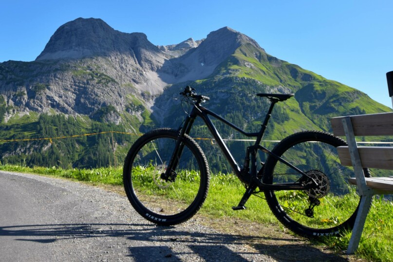 Mountainbiken in den Bergen in Österreich - Biketour am Arlberg und Tiroler Lechtal - Aktivurlaub mit Mountainbike - Lech Valley Lodge