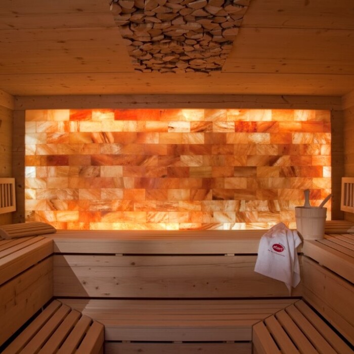 Alpen SPA - Himalaya Salzsteinsauna - Wellnessurlaub in Vorarlberg - Lech Valley Lodge