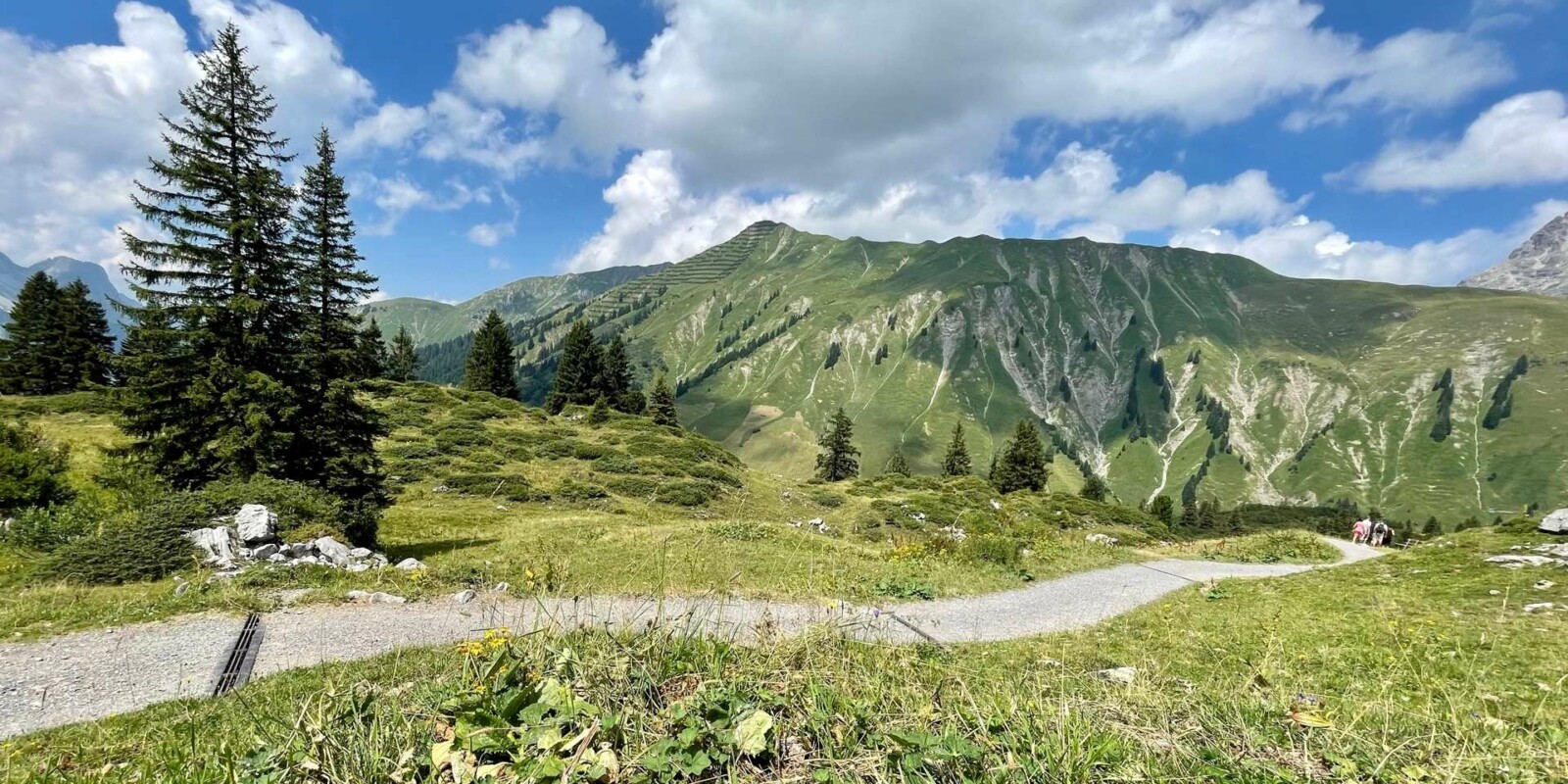 Wandern am Arlberg in Österreich - Wanderurlaub im Hotel in Warth