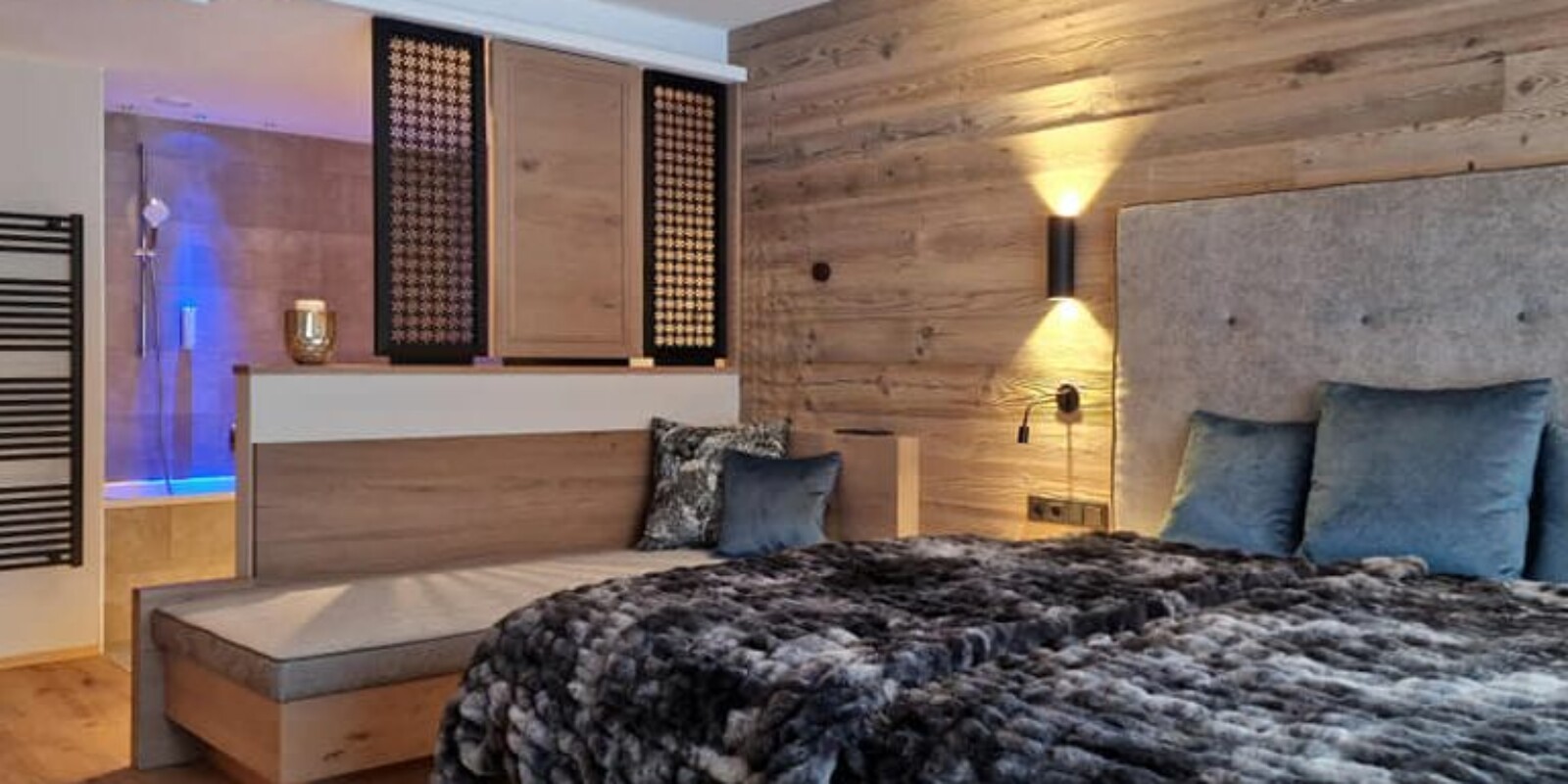 Lodge Arlberg Schlafzimmer mit Bad - Lech Valley Lodge in Warth am Arlberg in Österreich