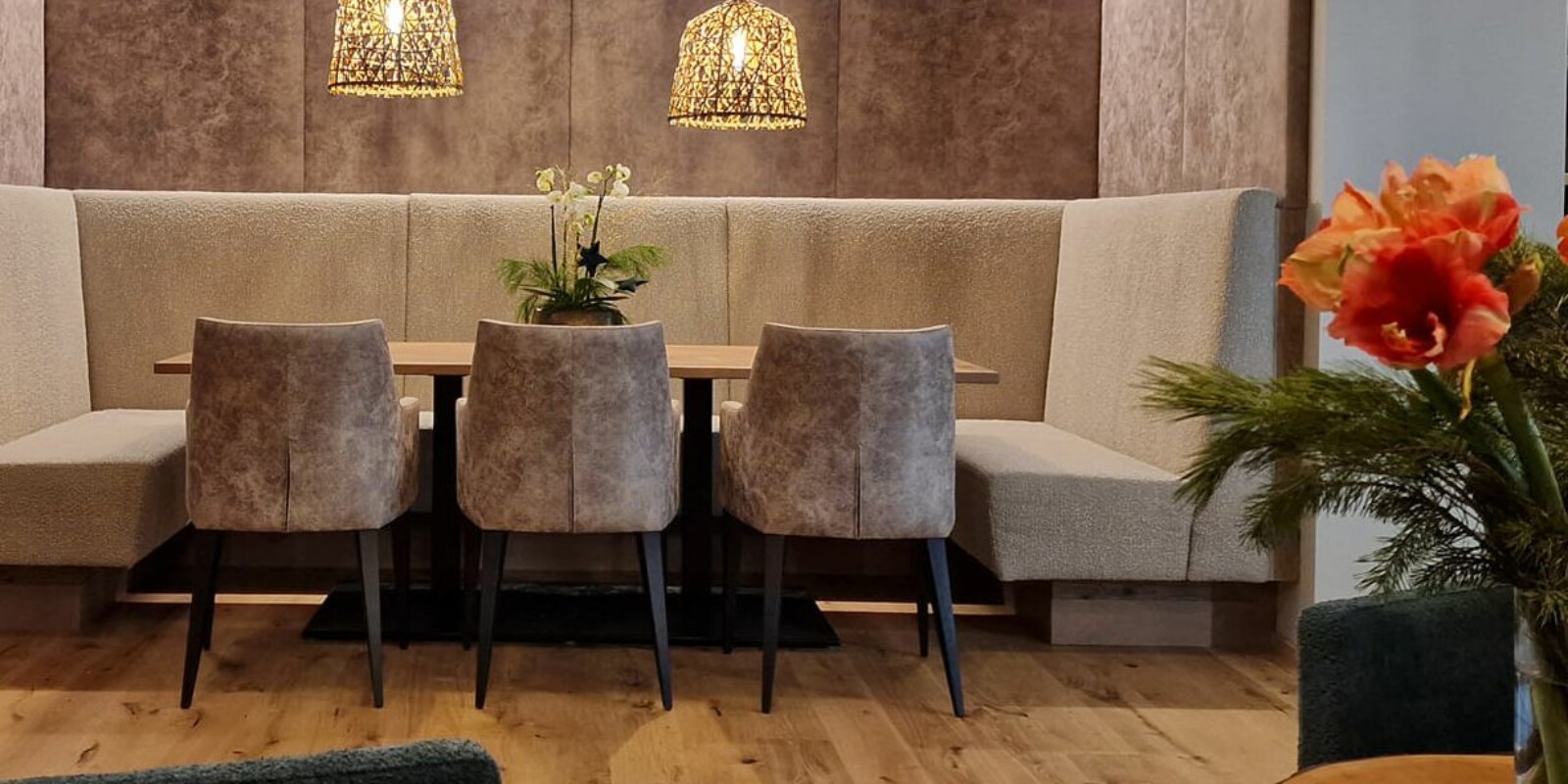 Restaurant Warth - das beste Restaurant am Arlberg in Österreich – österreichische Spezialitäten – einzigartig, mit traumhaftem Blick in die Berge