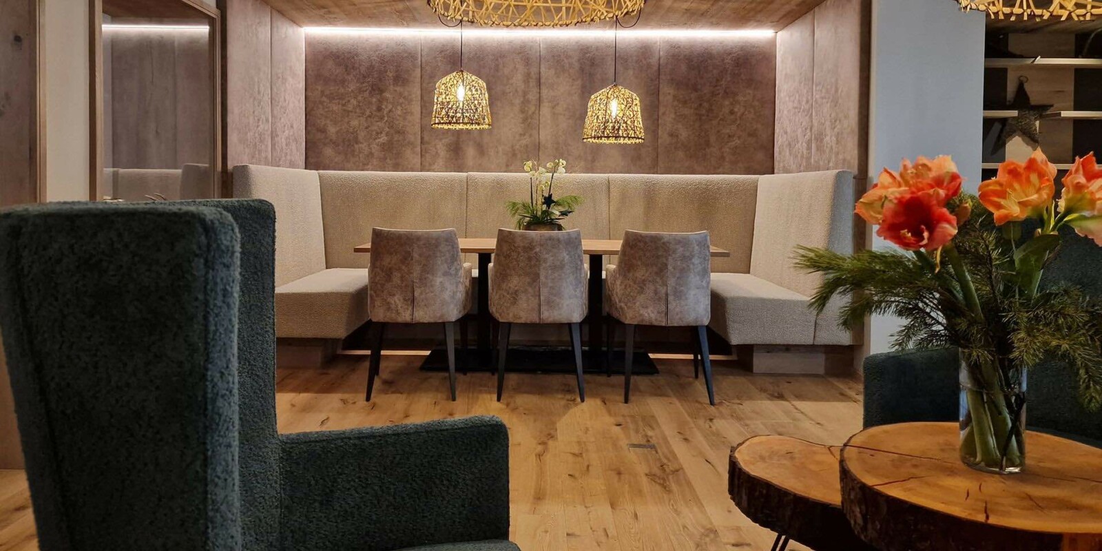 Restaurant in Warth – das beste Restaurant am Arlberg – Restaurant Licca Val und Lounge auf 1.500 m – traumhafte Aussicht in die Berge
