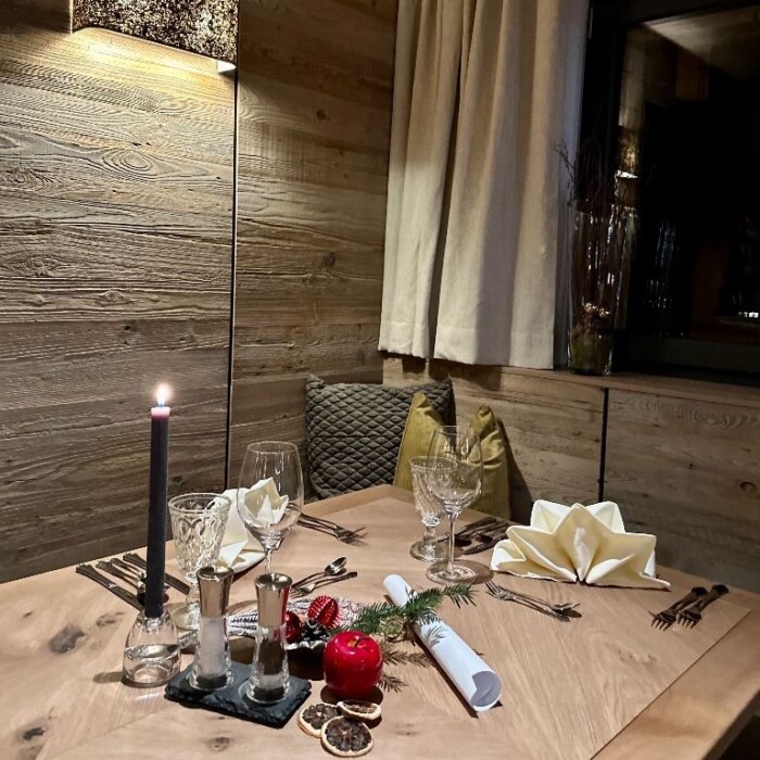 Weihnachten im Restaurant Licca Val in Warth am Arlberg in Österreich