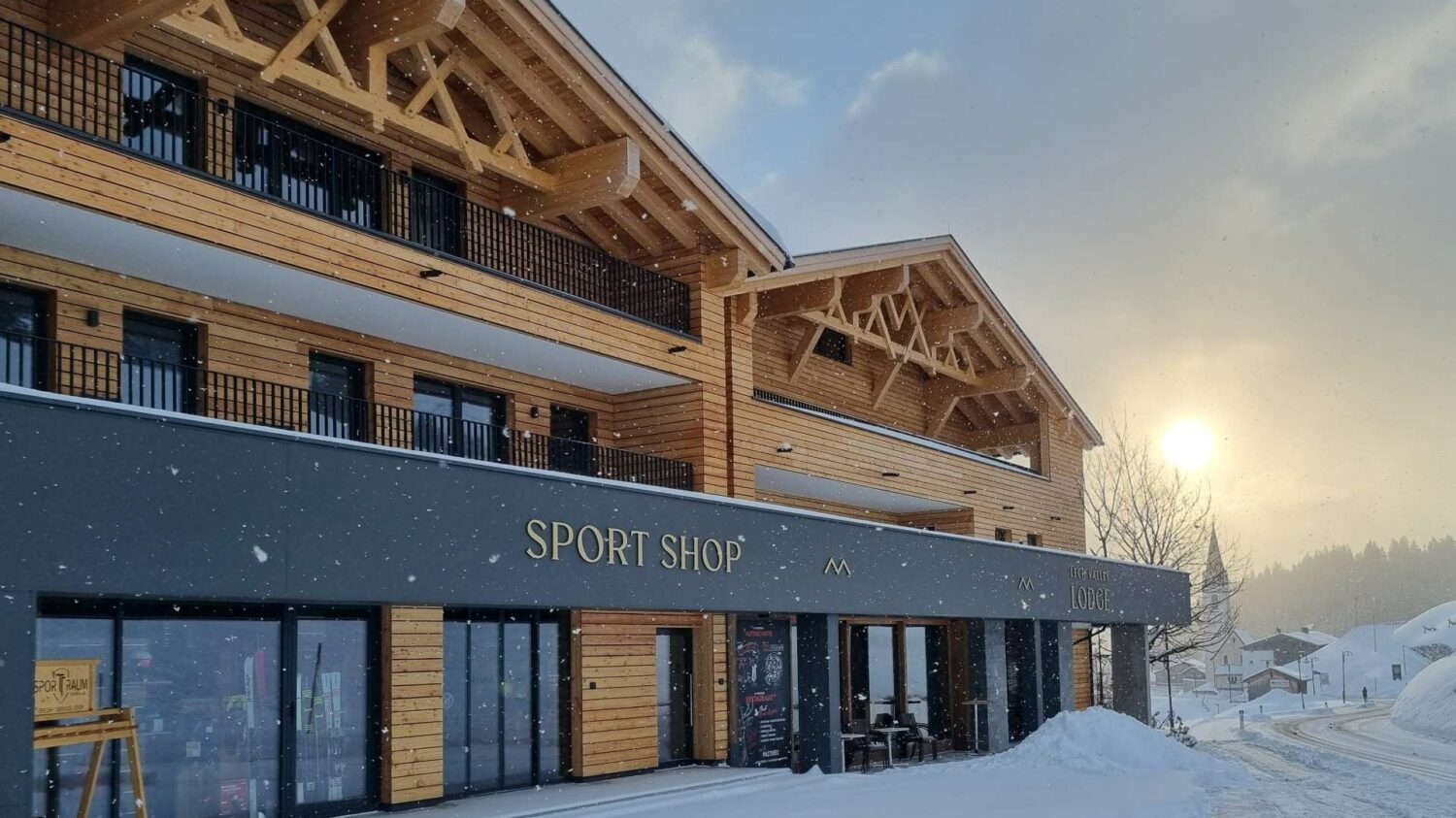 Lodge Österreich - NEU: traumhafte Lage auf 1.500 m - Komfortable Ausstattung - Lech Valley Lodge am Arlberg im Winter