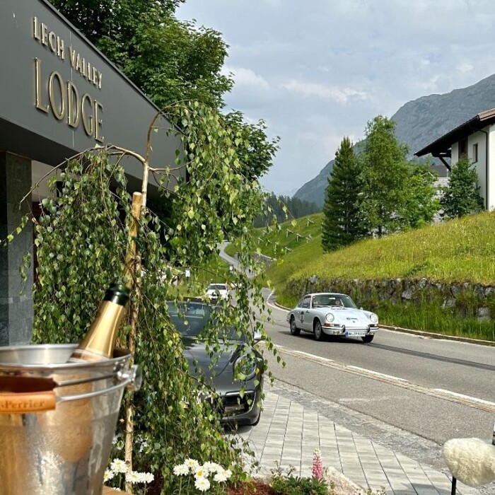 14. Arlberg Classic Car Rally 2023 in Lech am Arlberg - Startnummer 88 - Porsche 912 Coupe - Baujahr 1965 - 90 PS