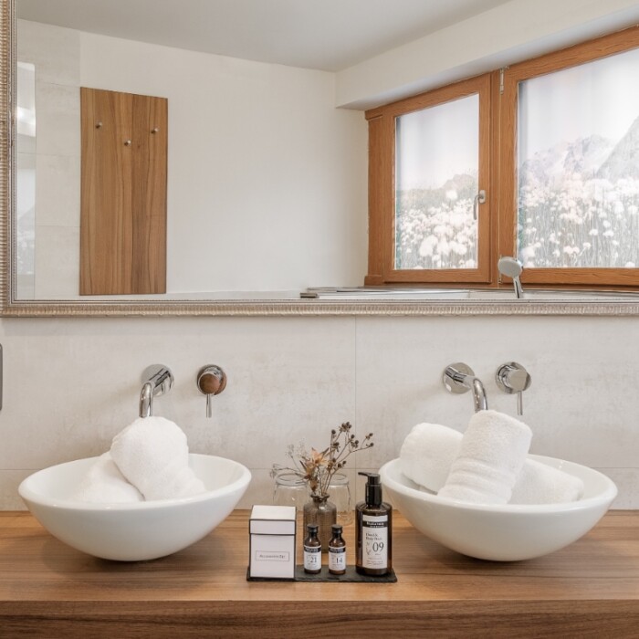 Suite Birkenwald - Neu im Hotel Warth am Arlberg in Österreich - Badezimmer