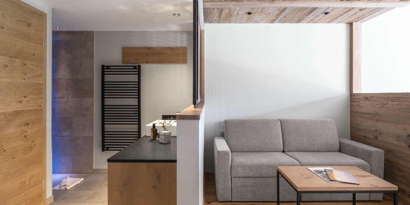 Junior-Suite Vogelbeere - NEU: Hotel Warth m Arlberg in Österreich - Lech Valley Lodge - für 2 - 3 Personen