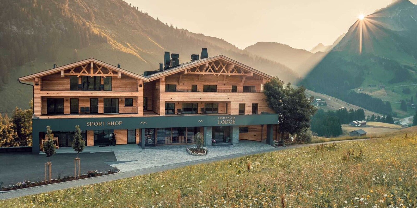 Lech Valley Lodge am Arlberg - 20 Luxus-Lodges - Pool und Sauna
