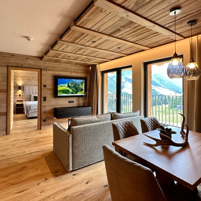 Lodge Arlberg - NEU in Österreich am Arlberg für 4 - 6 Personen - Wohnbereich mit Küche und 2 Schlafzimmer mit 2 Bäder