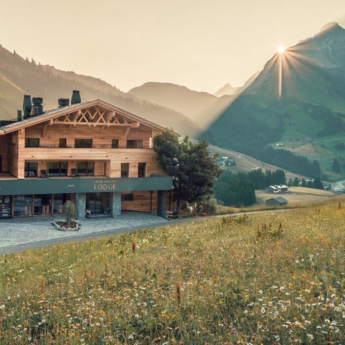 Hotel Warth am Arlberg – NEU am Arlberg in Österreich – Suiten – Apartments – Doppelzimmer – SPA – Pool und Sauna – Restaurant