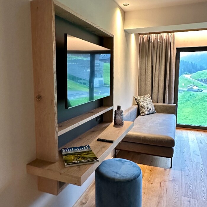 Luxus-Lodge Schlafzimmer mit Beistellbett