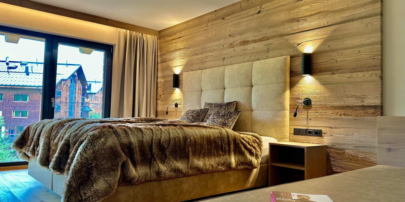 Schlafzimmer Alpen-Chalet - NEU am Arlberg in Österreich - Traumhafte Lage auf einer Höhe von 1.500 m - einzigartig