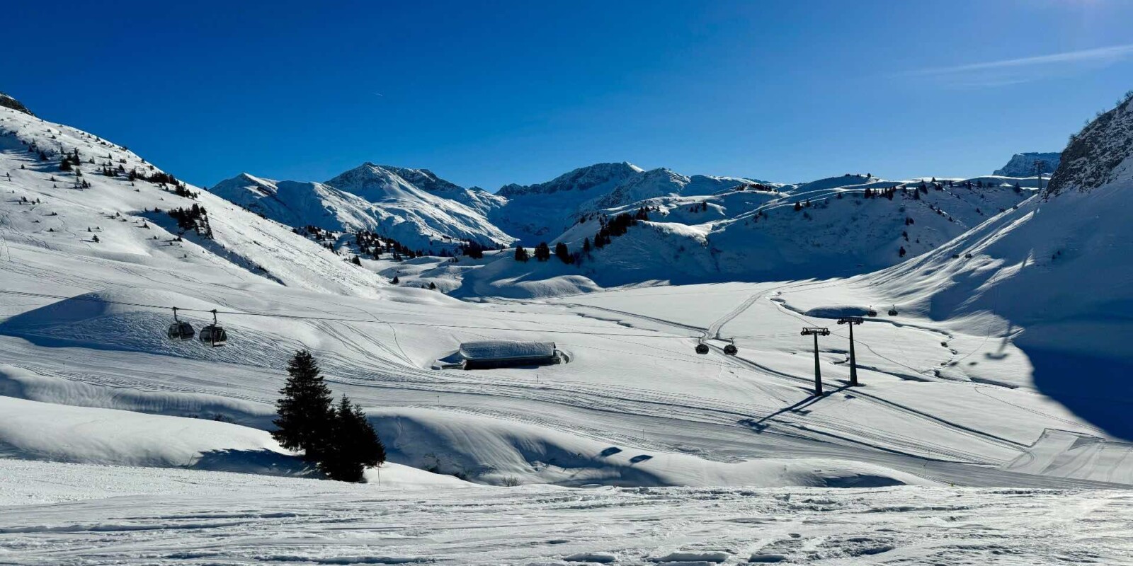 Skiurlaub Arlberg 2024/2025 in Österreich ︎ einzigartig
