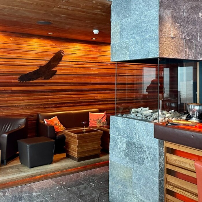 Hotel Warth - Alpen Lounge und Bar - einzigartige Drinks am Arlberg