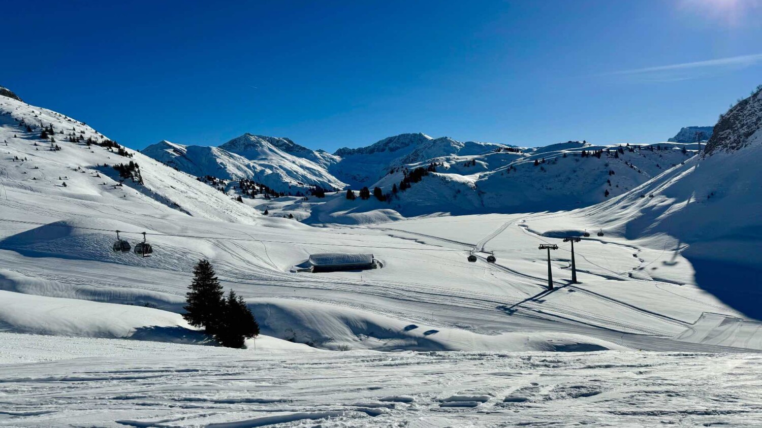 Skiurlaub Arlberg - einzigartige Skipisten -Auenfeldjet Länge: 2.071,66 m