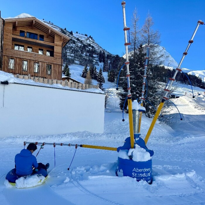 Pauls Kinderland in Warth am Arlberg - die beste Skischule am Arlberg - Optimal Ski fahren lernen mit den besten Skilehrern - für große und kleine Kinder