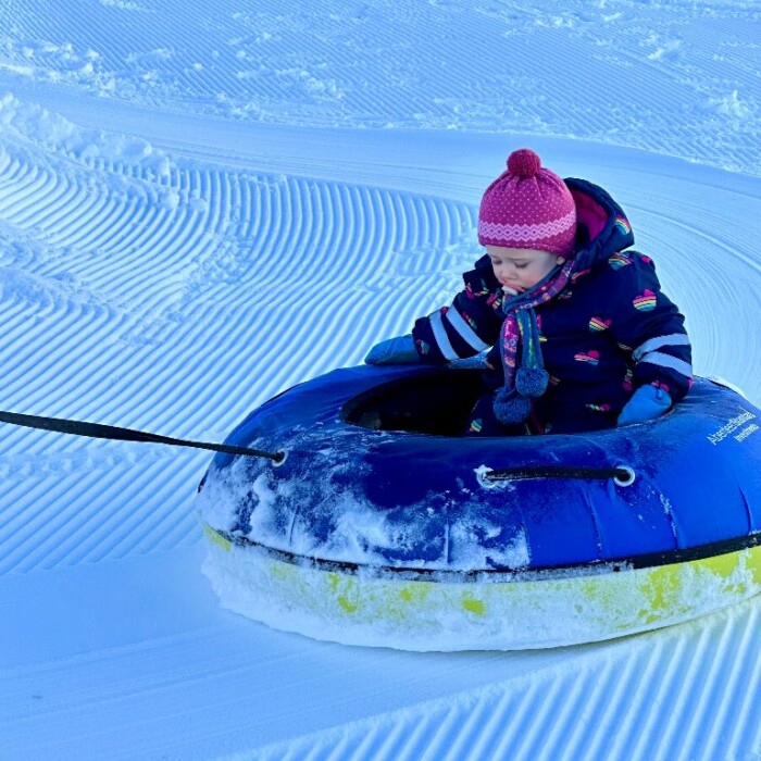Skiurlaub in Österreich - einzigartiges Kinderland Pauli in Warth am Arlberg - Spaß und Action für Kinder - Familienurlaub