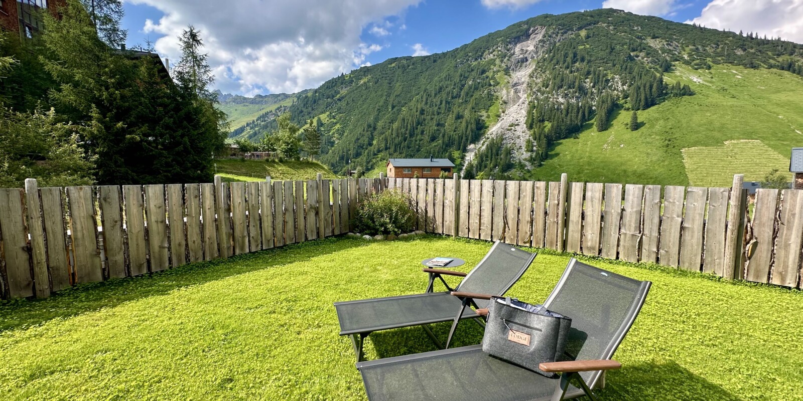 Alpen SPA in Österreich - einzigartige Lage - traumhafter Blick in die Berge