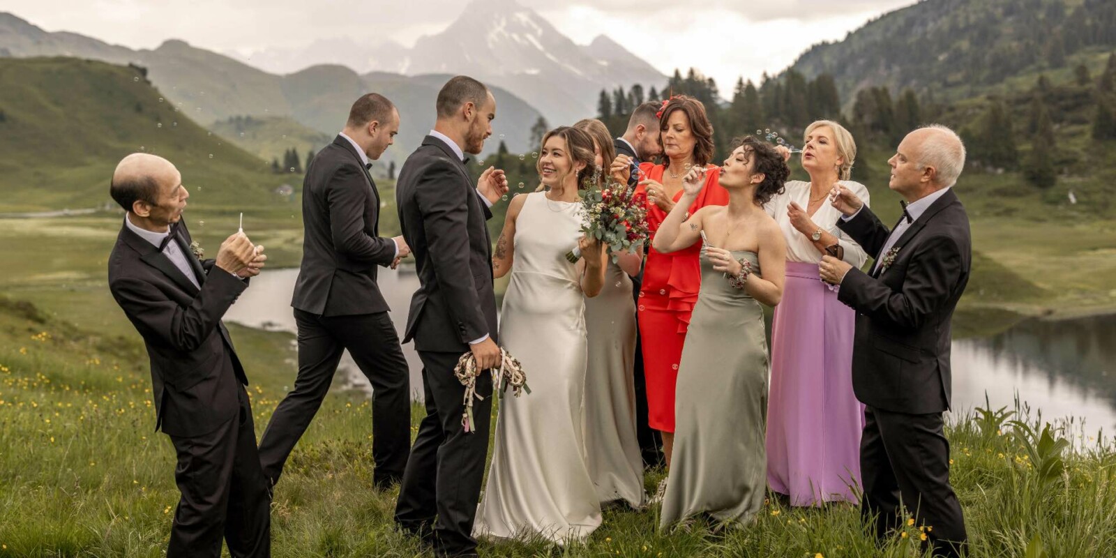 Hochzeitslocation Arlberg - die schönste Location in Österreich - Hochzeit in den Bergen feiern - einzigartige Lage - traumhafter Blick - Traumhochzeit in Österreich