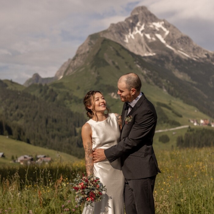 Hochzeitslocation Berge in Österreich – die schönste Hochzeitslocation in den Bergen feiern - einzigartige Lage - traumhafter Blick - Traumhochzeit in Österreich feiern