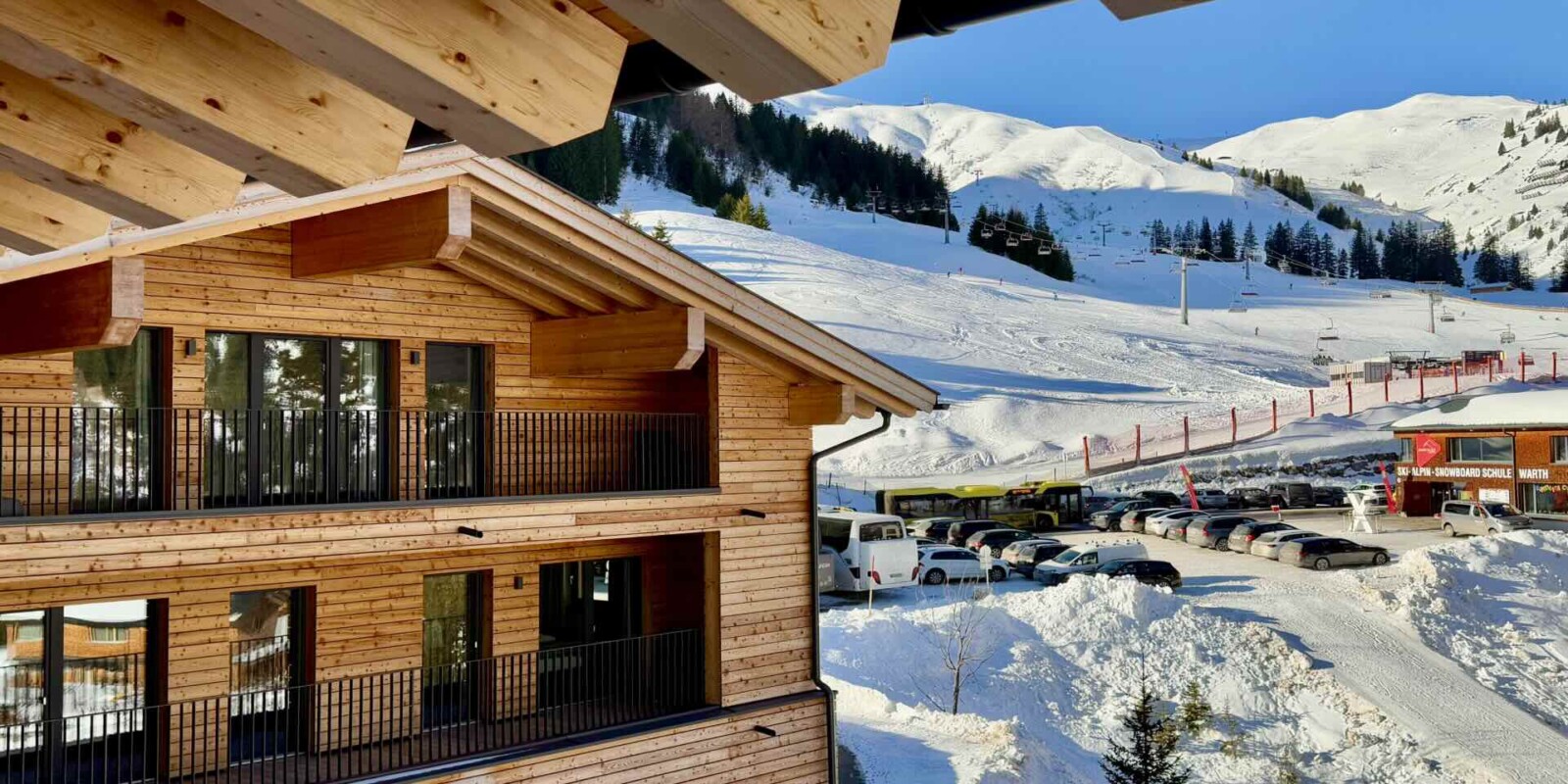 Arlberg Chalet direkt im Skigebiet - Ski-in & Ski-out - die schönsten Arlberg Chalets direkt im Skigebiet auf 1.500 m Höhe in Österreich