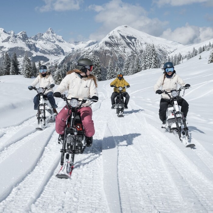 Moonbikes Arlberg - das Wintererlebnis für die ganze Familie - Einzigartiges Urlaubserlebnis