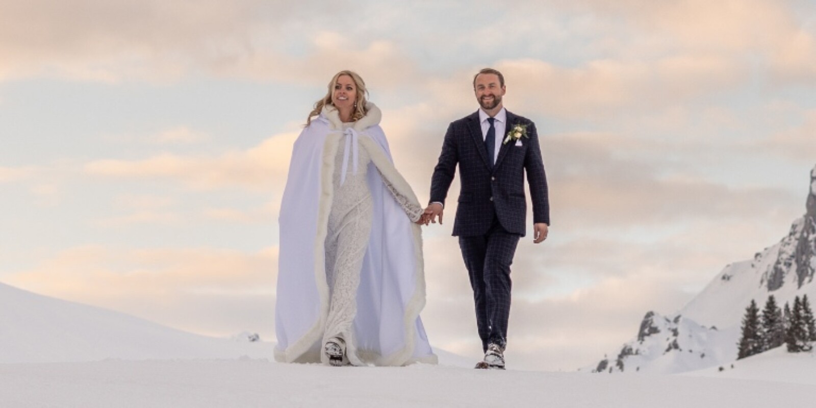 Hochzeitslocation Arlberg - Hochzeit feiern in den Bergen am Arlberg – Brautpaar im Skigebiet Ski Arlberg in Österreich